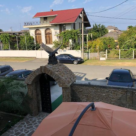 Hotel Гостевой Дом Siella Sochumi Exterior foto