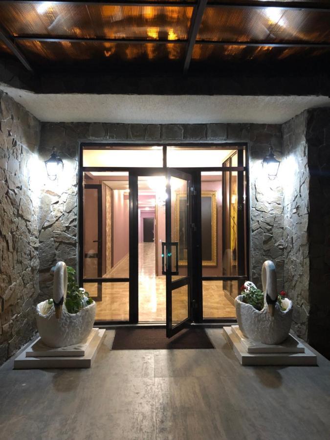 Hotel Гостевой Дом Siella Sochumi Exterior foto