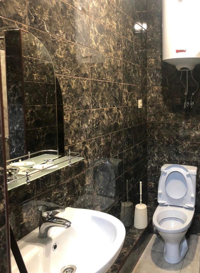 Hotel Гостевой Дом Siella Sochumi Exterior foto