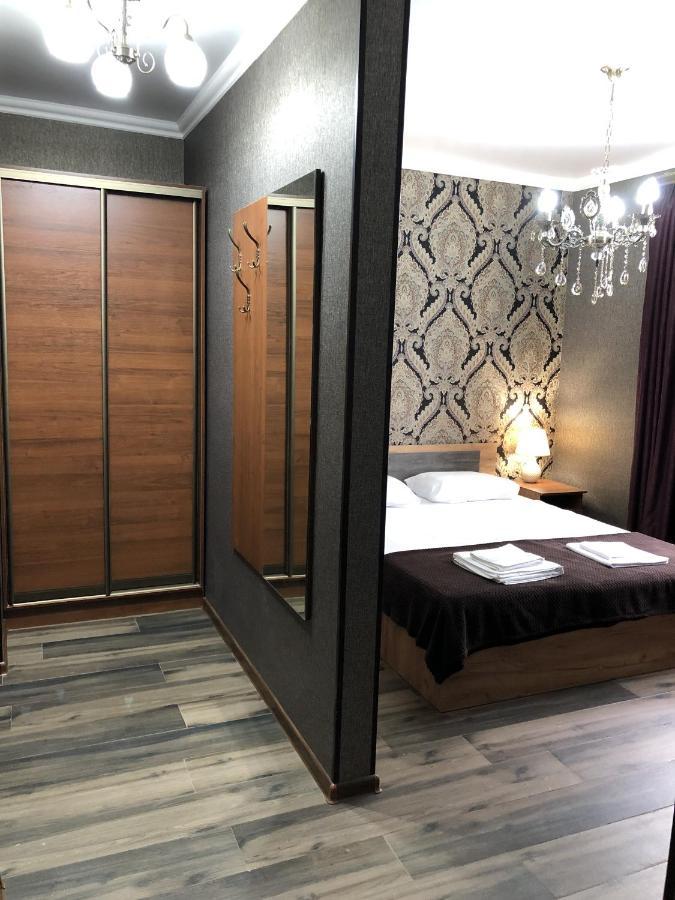 Hotel Гостевой Дом Siella Sochumi Exterior foto